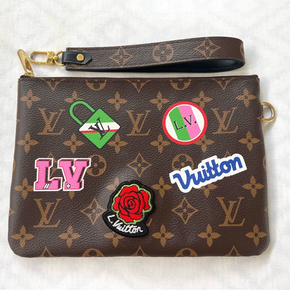 Louis Vuitton City Pouch